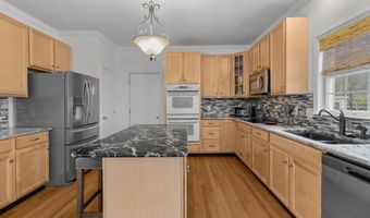 8 TAMAR Ct, Bear, DE 19701