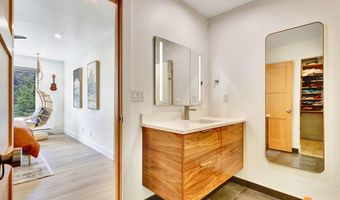 1300 W 7th Ave #307, Anchorage, AK 99501