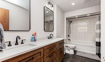 509 NW Logan St, Ankeny, IA 50023
