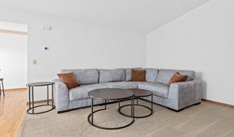 8574 134th St W, Apple Valley, MN 55124