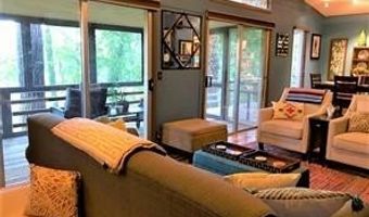 48 Grisham Dr, Bella Vista, AR 72715