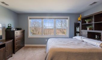 6 Crescent Dr, Bow, NH 03304
