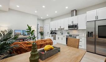 2213 M St NE 9, Washington, DC 20002