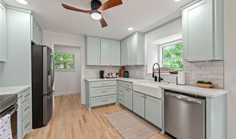 5 Dunvegan Ln, Bella Vista, AR 72715