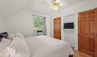 1235 Weeks Mills Rd, Augusta, ME 04330