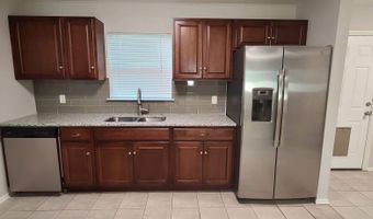 325 ROYAL PALMS Dr, Atlantic Beach, FL 32233