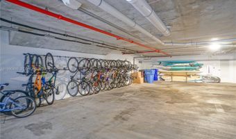 10201 E Bay Harbor Dr 601, Bay Harbor Islands, FL 33154