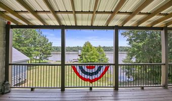 722 Lakeshore Dr, Autaugaville, AL 36003