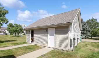 288 NW Georgetown Blvd, Ankeny, IA 50023