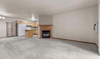 3325 N CASALOMA Dr 39, Appleton, WI 54913