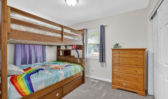 2100 Searle St, Des Moines, IA 50317