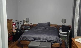 817 Beachwood Blvd, Beachwood, NJ 08722