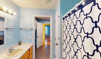 6 Forest Hill Dr, North Smithfield, RI 02896