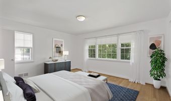 8803 TUCKERMAN Ln, Rockville, MD 20854