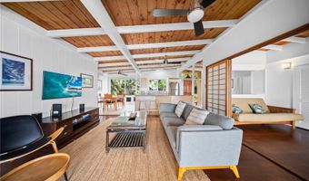59-781 Kamehameha Hwy 1, Haleiwa, HI 96712