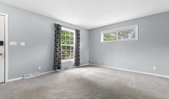 26590 W Catalpa Rd, Antioch, IL 60002