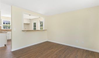 208 W View Rd, Middletown, RI 02842