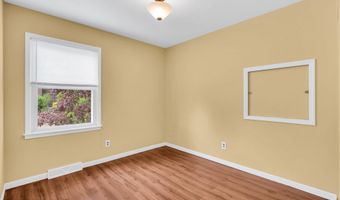 153 Webb Rd, Absecon, NJ 08201