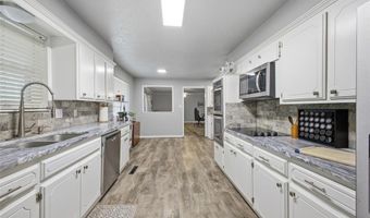 1415 Chickasaw Pl, Ada, OK 74820
