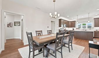 15 Kodak Ln, Angola, IN 46703
