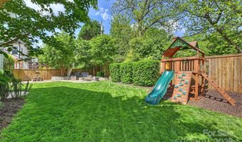 2841 Attaberry Dr, Charlotte, NC 28205
