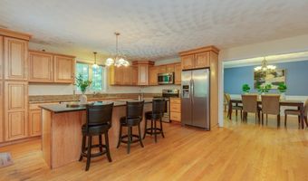 17 Keneson St, Billerica, MA 01821