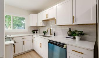 2845 Fremont St, Columbus, OH 43204