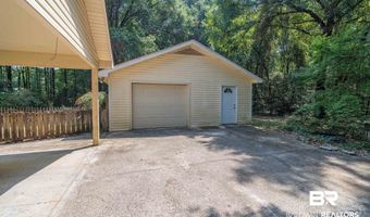 51678 Oakwood Dr, Bay Minette, AL 36507