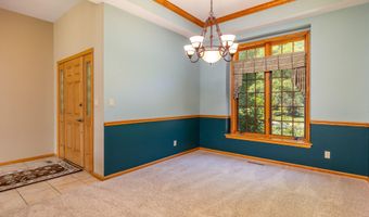 2010 Indiangrass Ct, Ames, IA 50014