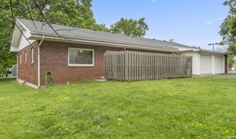 300 S High Ave, Ash Grove, MO 65604