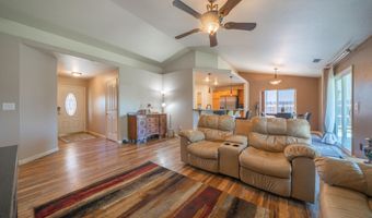 3388 Oak St, Anderson, CA 96007