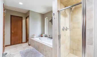 2810 Woodlake Dr, Abilene, TX 79606