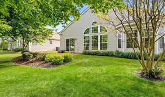 10 Powderhorn Way, Allentown, NJ 08501