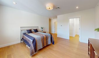 1 Longview Dr 401, Atkinson, NH 03811