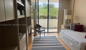 3000 Island Blvd 332, Aventura, FL 33160