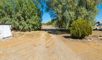 2722 N Saddleback Dr, Amargosa Valley, NV 89020