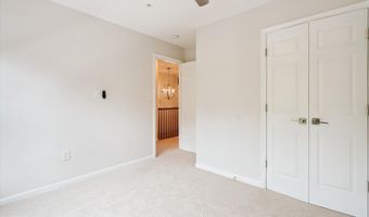 518 WINDING ROSE Dr, Rockville, MD 20850