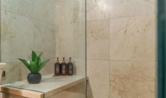 1299 ULUNIU Rd 103E, Kihei, HI 96753