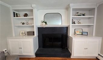 351 Shippeetown Rd, East Greenwich, RI 02818