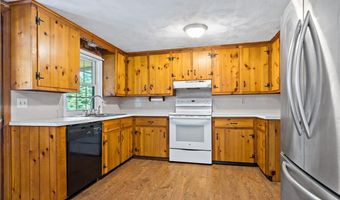 36 Roosevelt Dr, Bristol, RI 02809