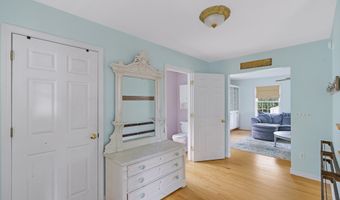 211 Oak St, Bath, ME 04530