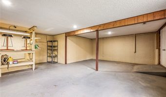 1402 NW K St, Bentonville, AR 72712