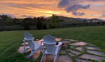 23 WHITE HORSE HILL Ln, Amissville, VA 20106