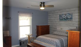 811 Thomas Dr, Angola, IN 46703