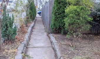 234 Park Ave, Cranston, RI 02905
