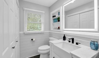 633 Spray Ave, Beachwood, NJ 08722