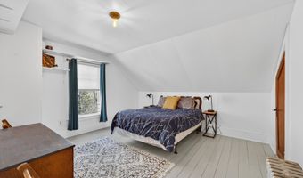 92 Pinewood Ave, Bethlehem, NH 03574