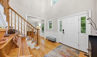 80 Skytop Rd, Andover, NJ 07860