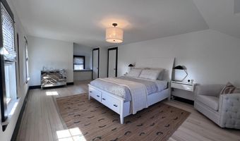 66 Howard St, Bangor, ME 04401