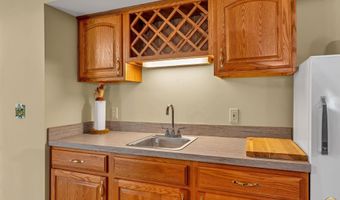 8324 SW Indian Hills Rd, Auburn, KS 66402